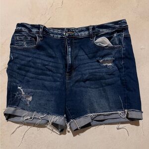 Zenana Outfitters Navy Distressed Rolled-Hem Denim Shorts